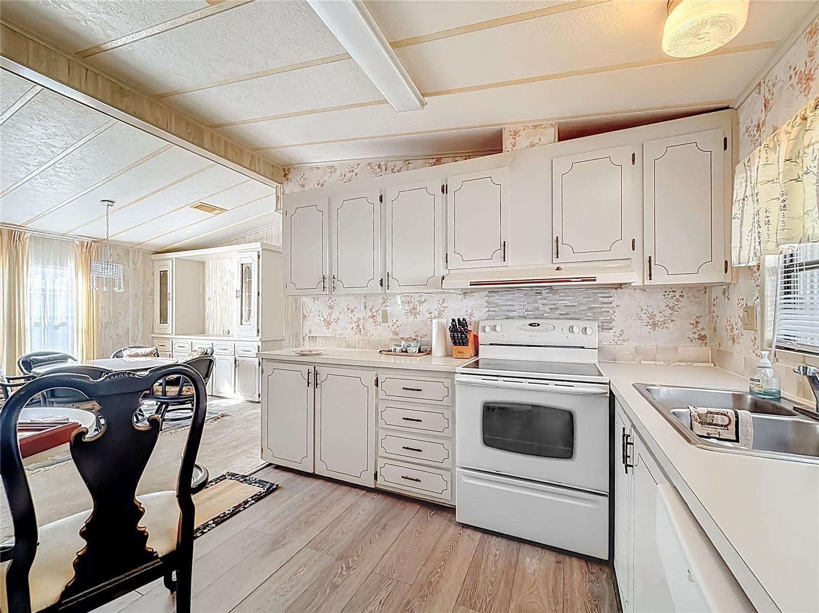 Image 13 of 26 For 109 Lyonia Lane