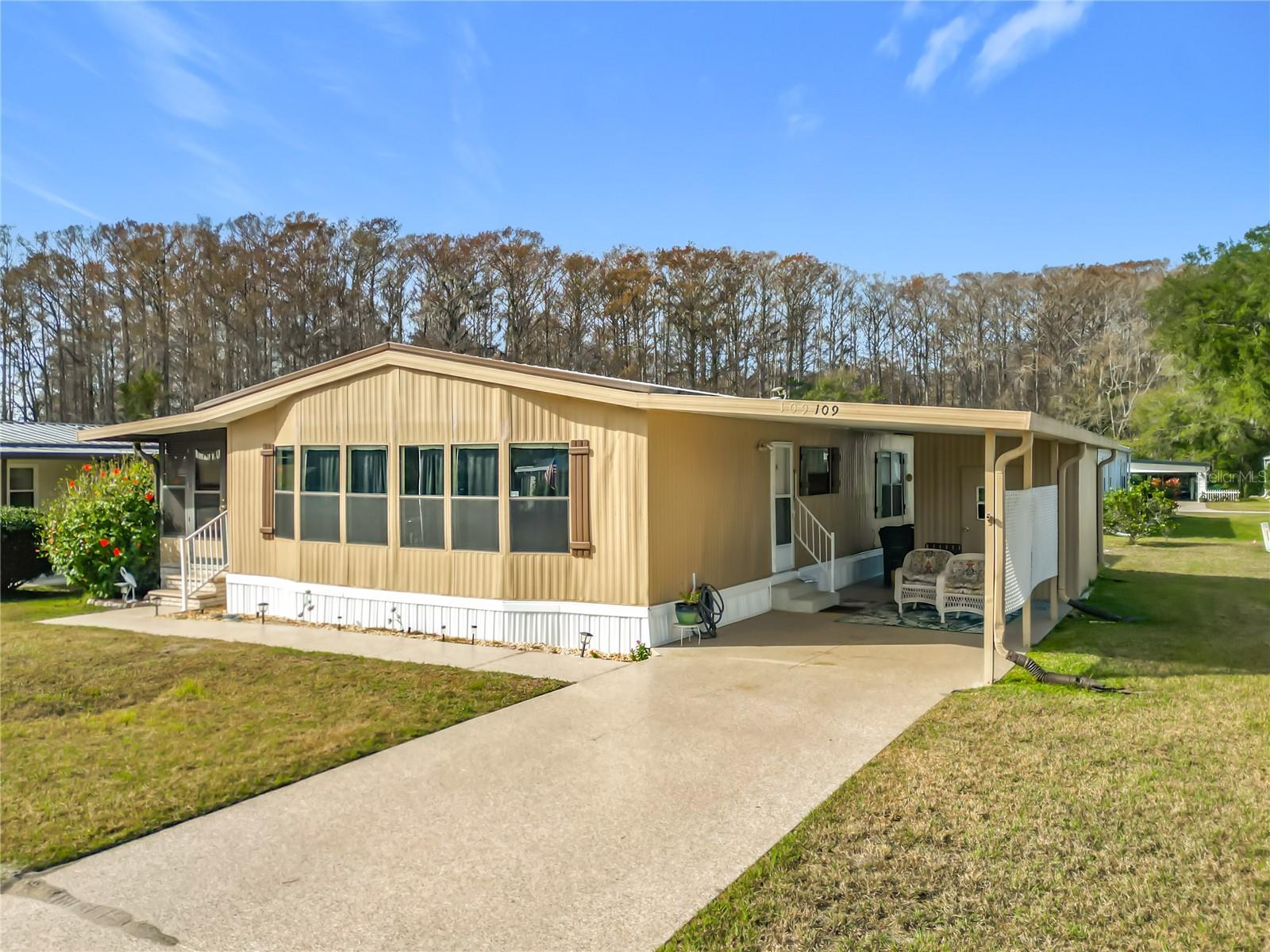 Image 2 of 26 For 109 Lyonia Lane