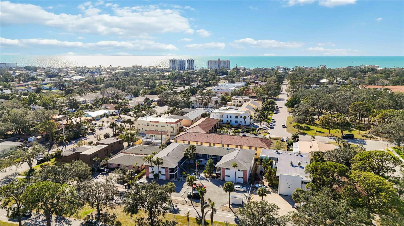 Image 21 of 42 For 236 Harbor Drive S 202