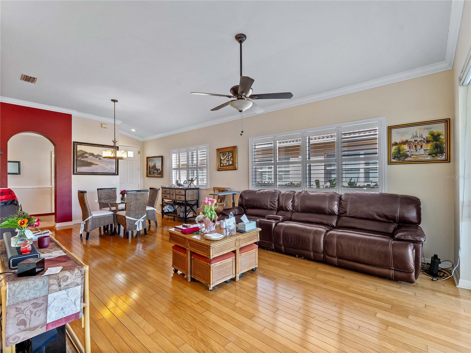 Image 17 of 57 For 120 Auburn Woods Circle