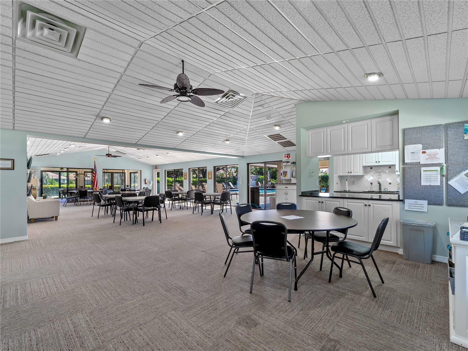 Image 28 of 53 For 3851 Wilshire Drive 9