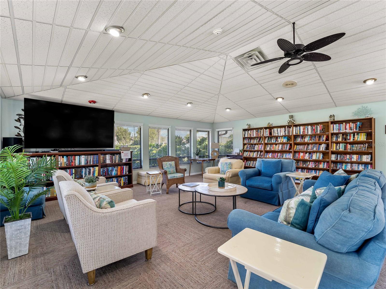 Image 31 of 53 For 3851 Wilshire Drive 9