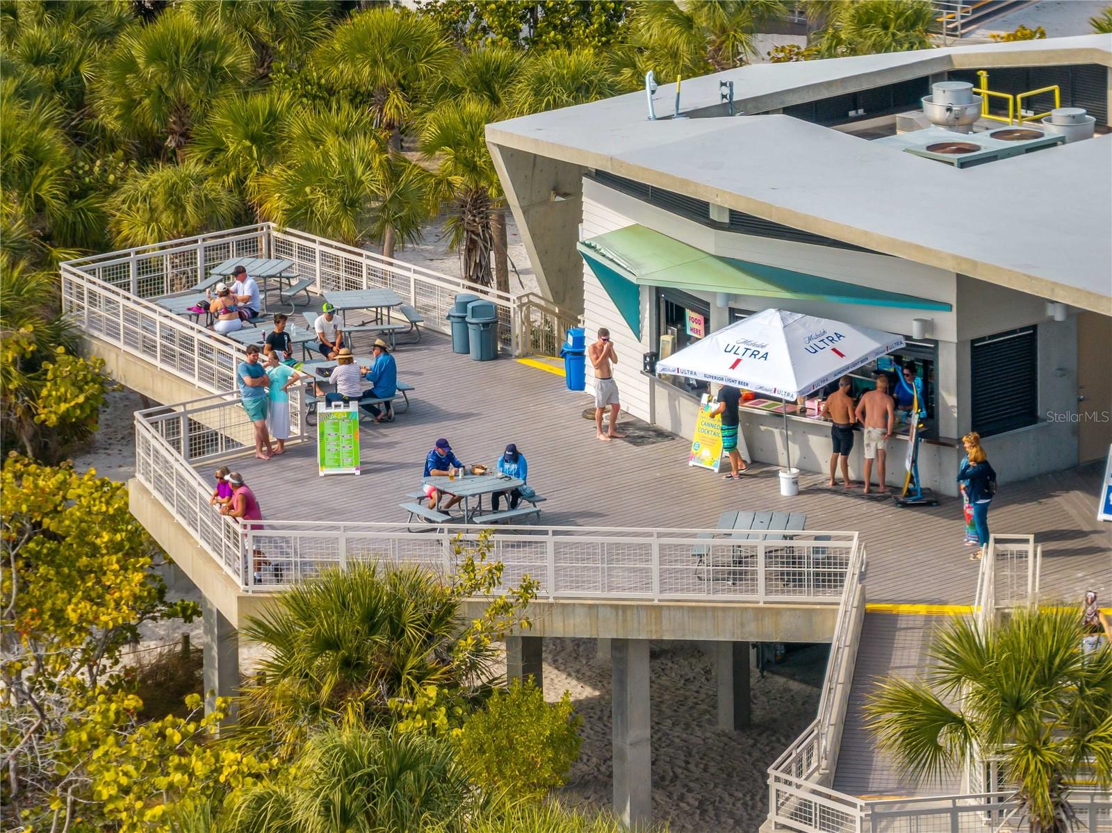 Image 40 of 53 For 3851 Wilshire Drive 9