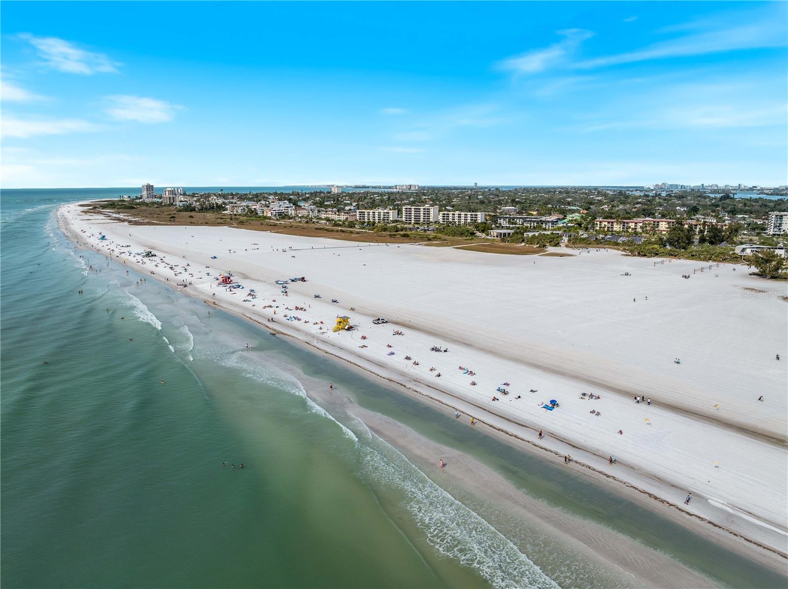 Image 45 of 53 For 3851 Wilshire Drive 9