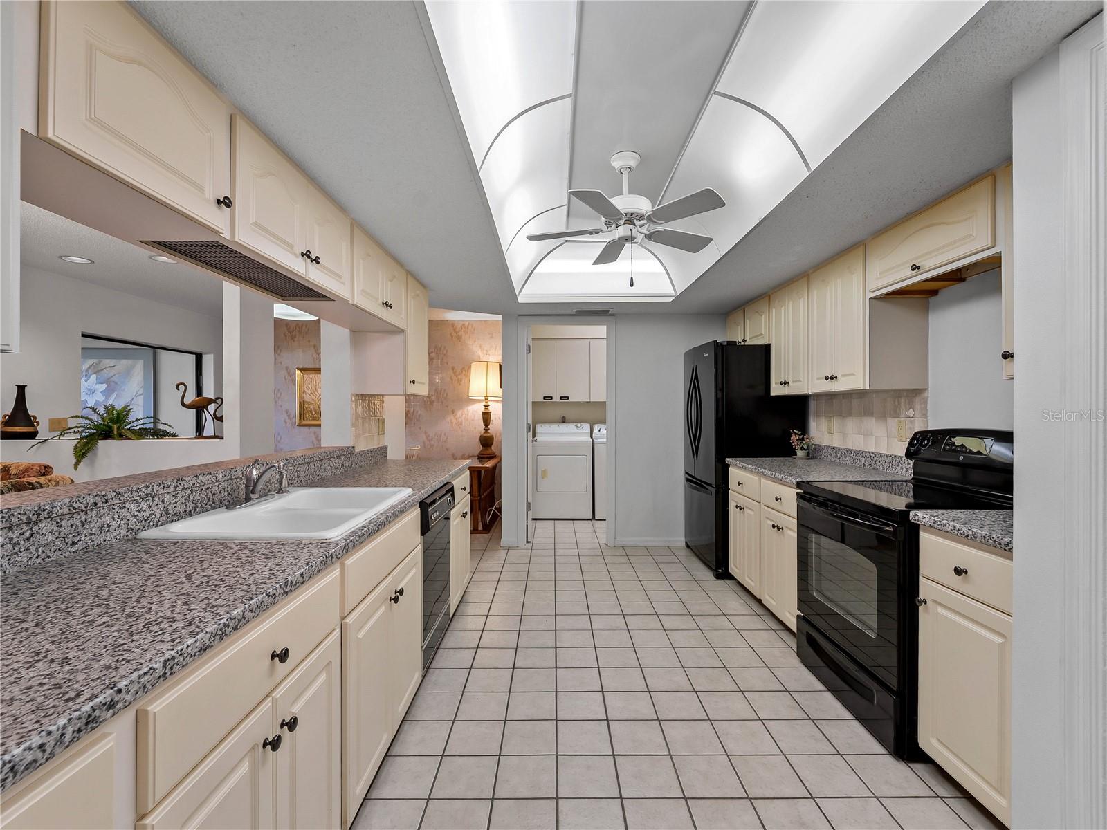 Image 7 of 53 For 3851 Wilshire Drive 9