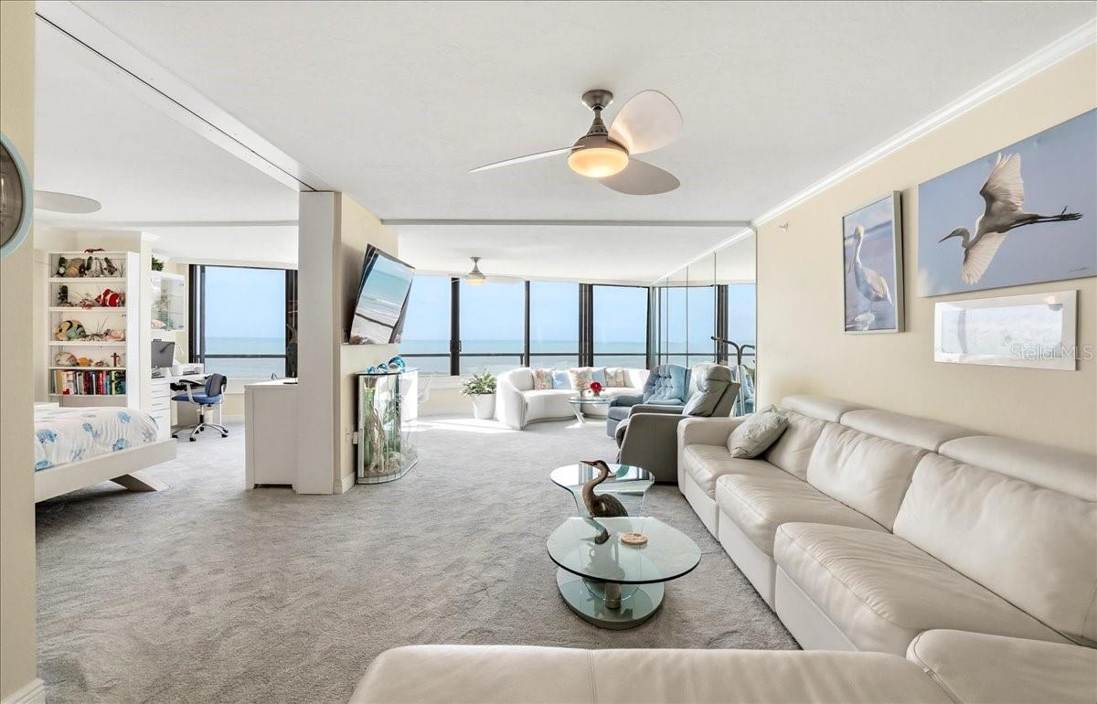 Image 17 of 56 For 840 The Esplanade N 305