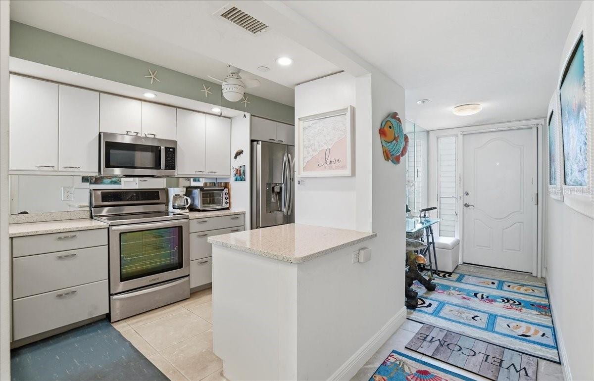 Image 5 of 56 For 840 The Esplanade N 305