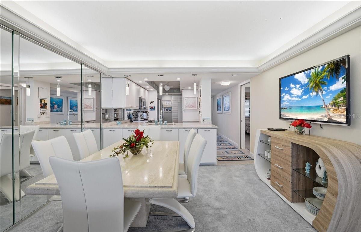 Image 6 of 56 For 840 The Esplanade N 305