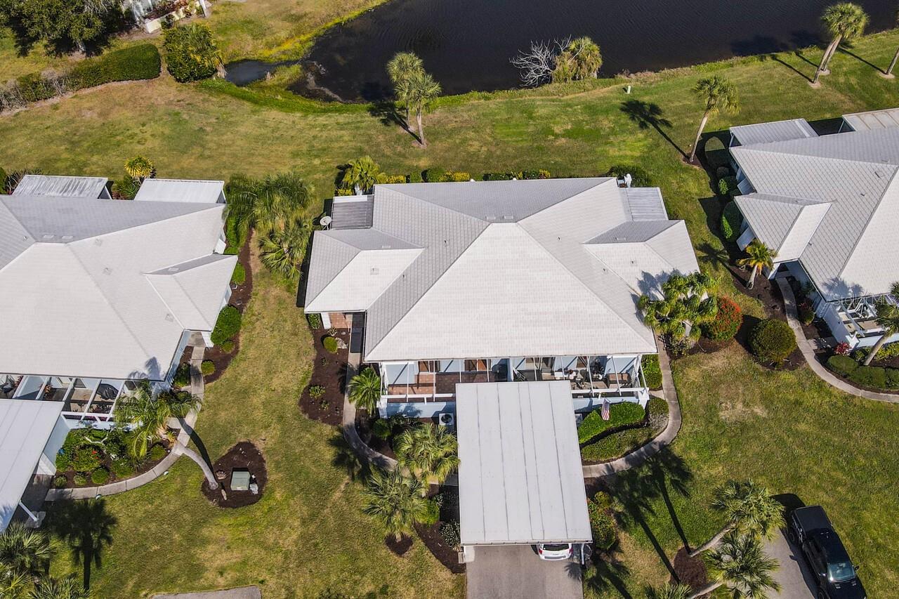 Image 32 of 57 For 437 Wexford Circle 79