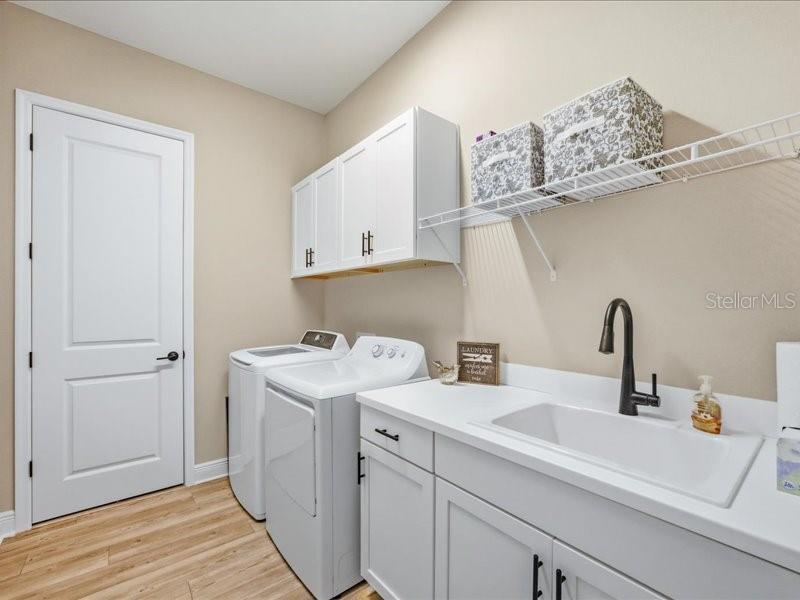 Image 14 of 71 For 12365 Vieste Court