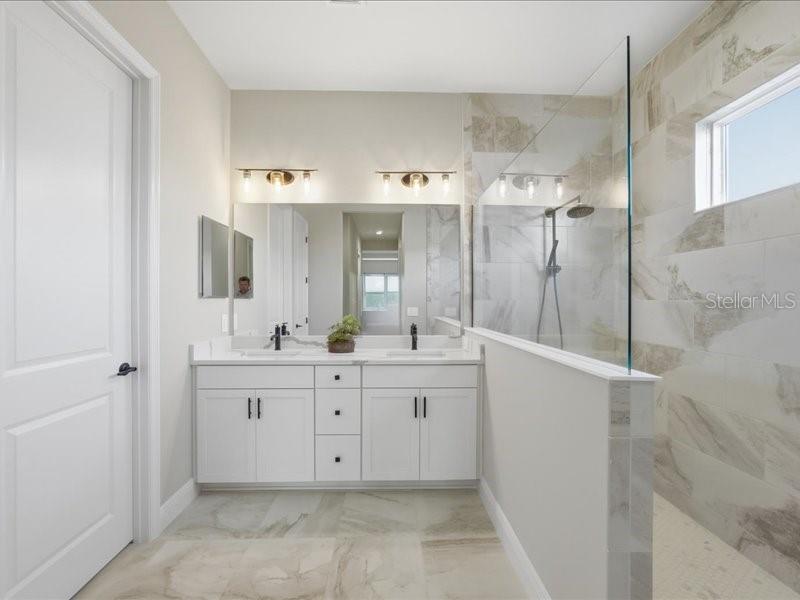 Image 25 of 71 For 12365 Vieste Court