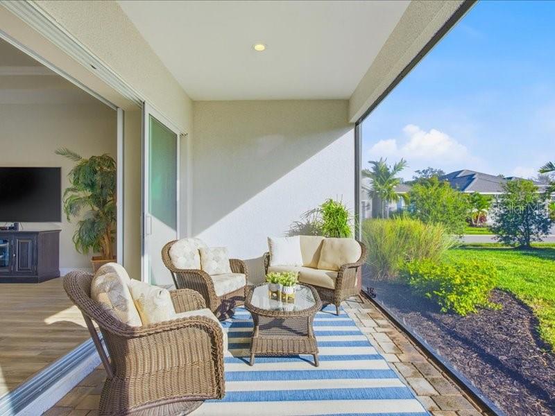 Image 33 of 71 For 12365 Vieste Court