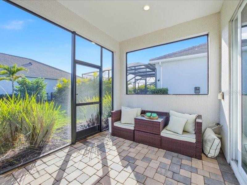 Image 36 of 71 For 12365 Vieste Court