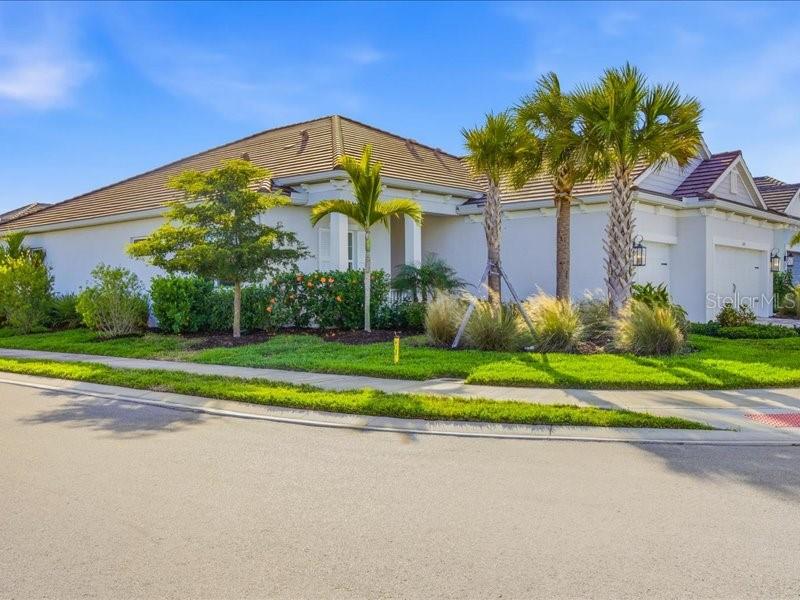 Image 44 of 71 For 12365 Vieste Court