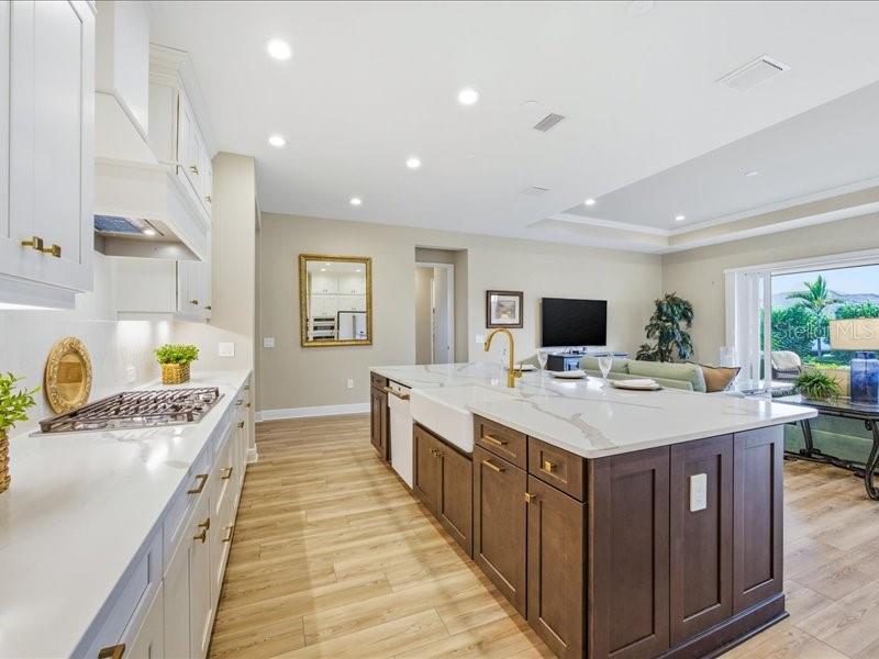 Image 8 of 71 For 12365 Vieste Court