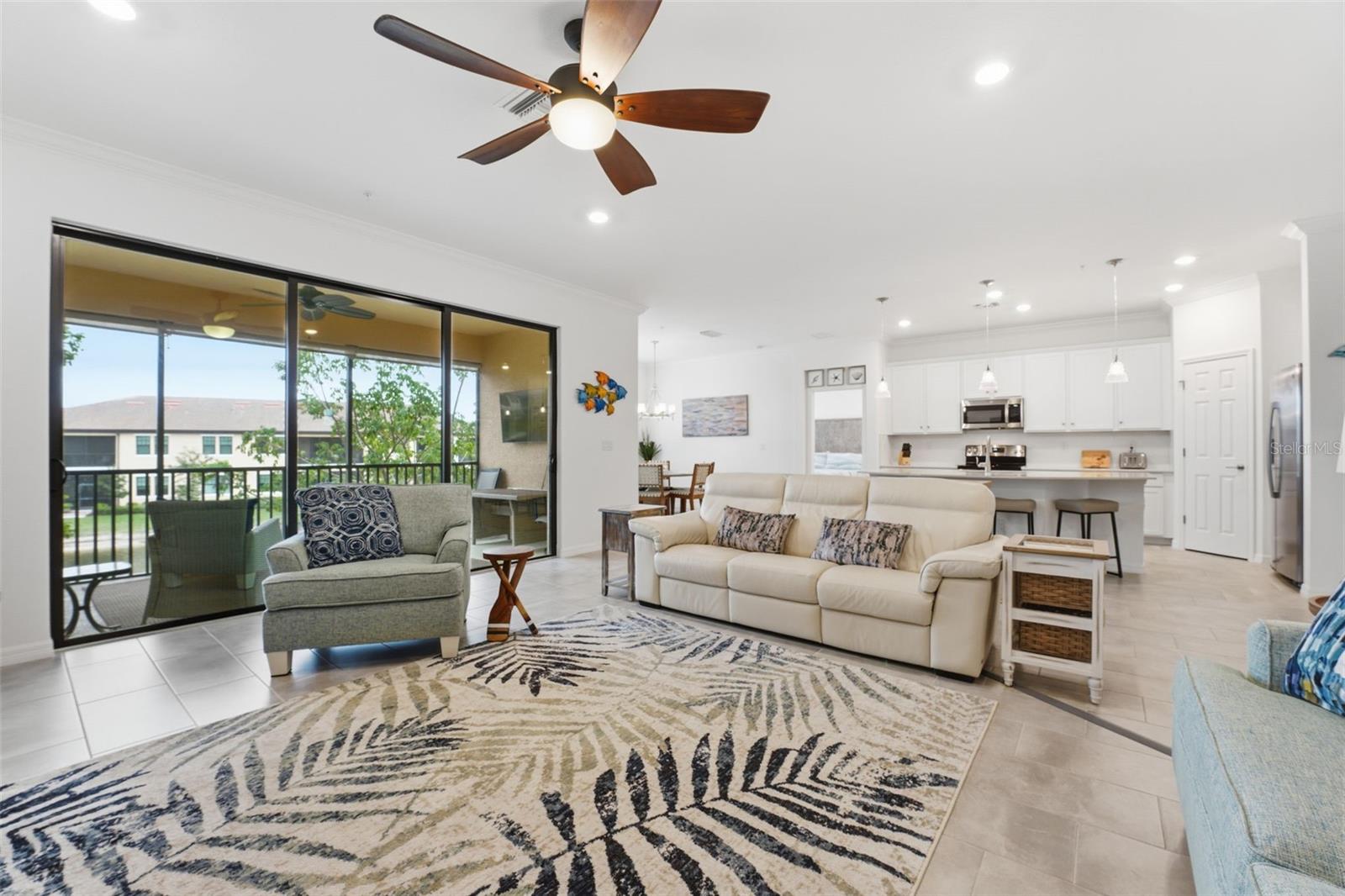 Image 12 of 100 For 10212 Staggerbush Drive 202