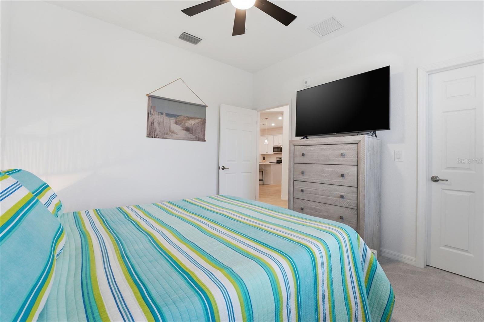 Image 30 of 100 For 10212 Staggerbush Drive 202