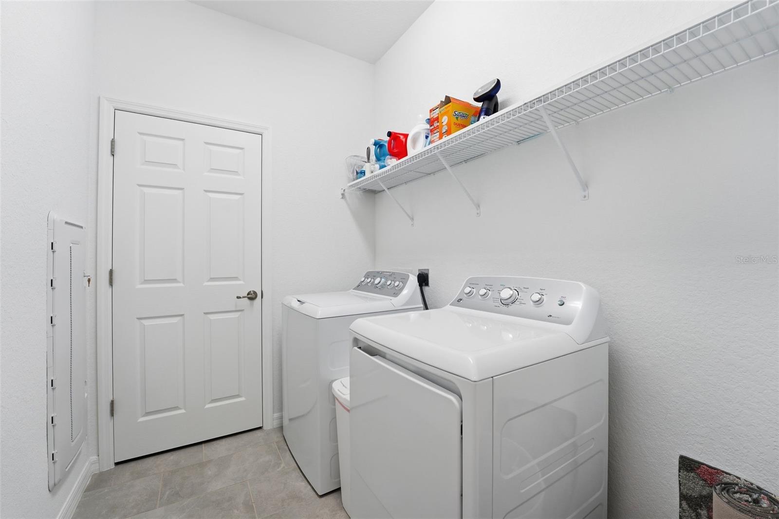 Image 34 of 100 For 10212 Staggerbush Drive 202