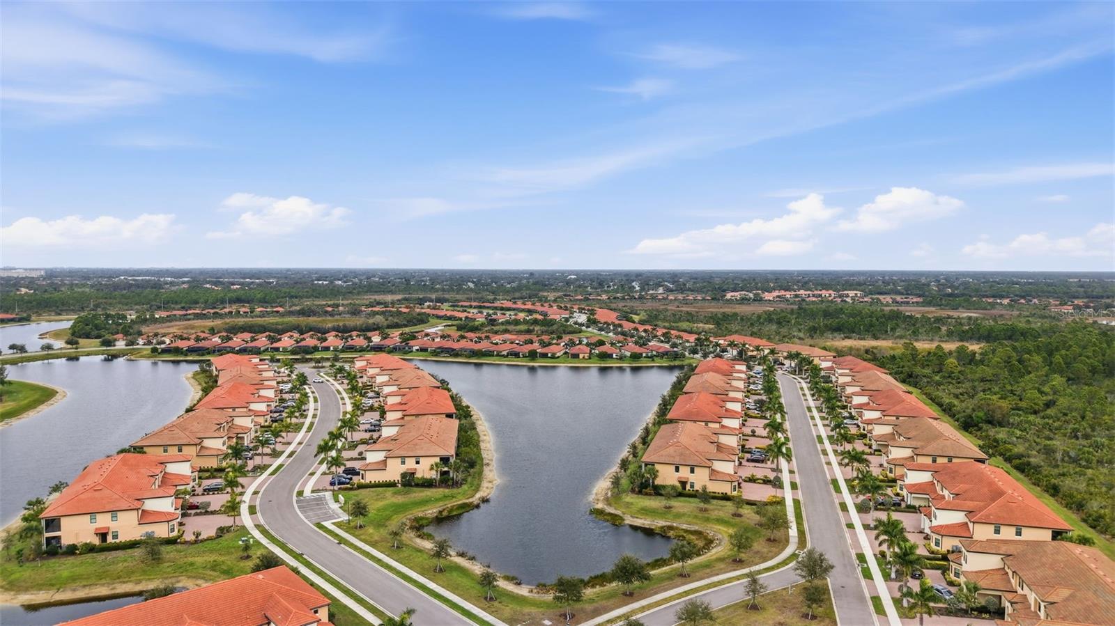 Image 40 of 100 For 10212 Staggerbush Drive 202