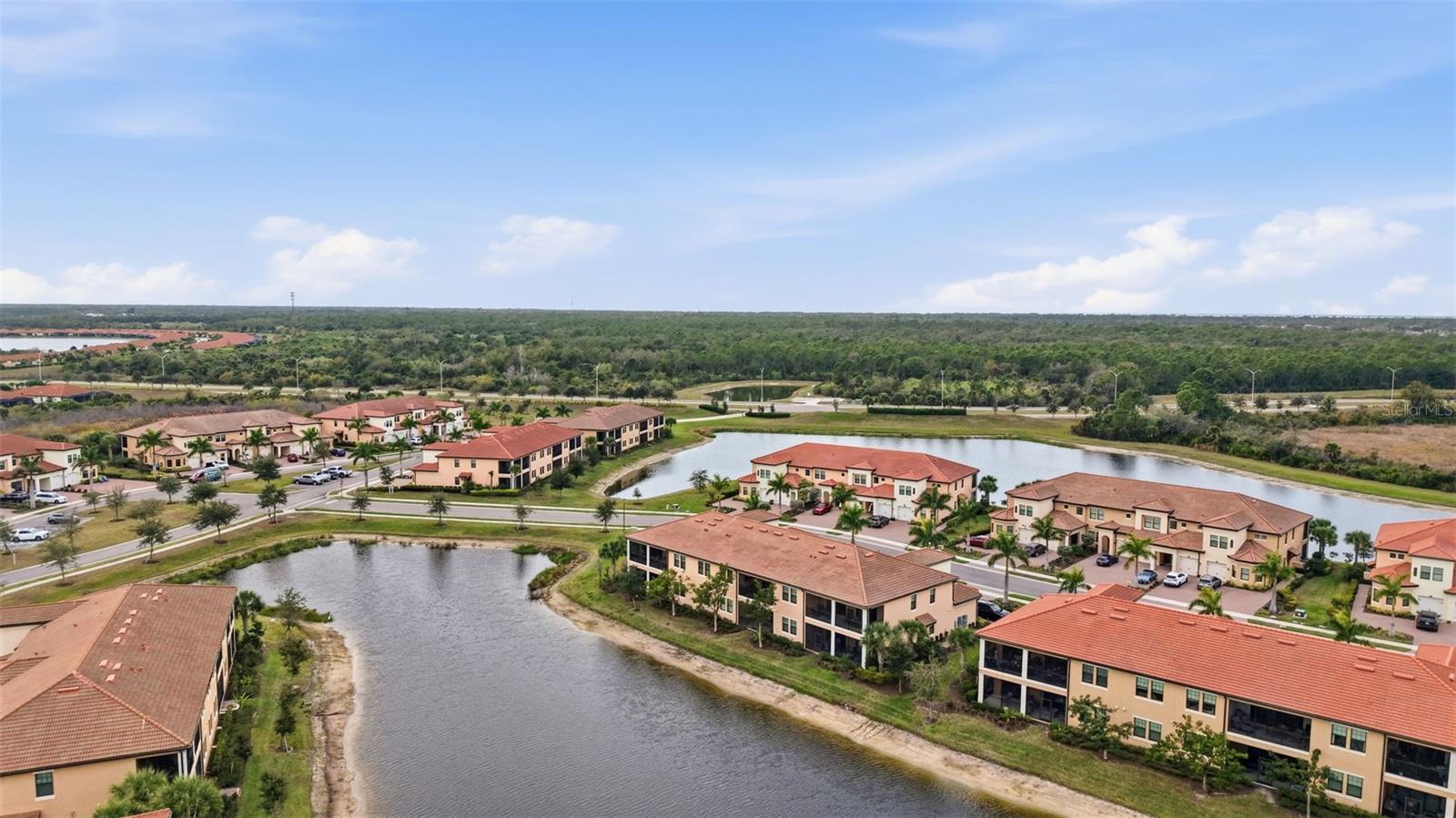 Image 41 of 100 For 10212 Staggerbush Drive 202