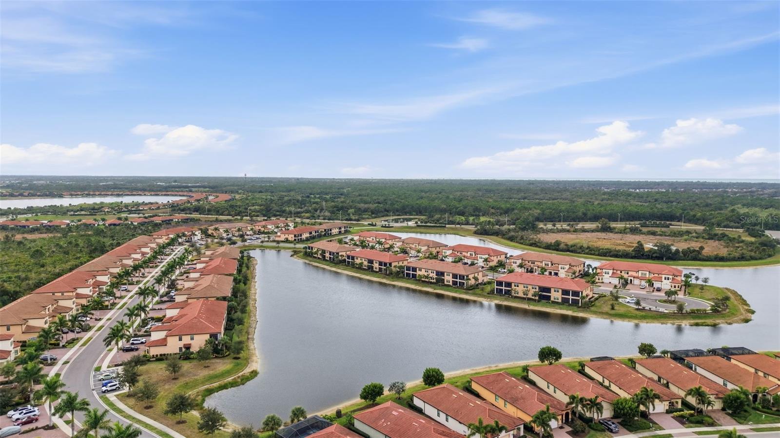 Image 42 of 100 For 10212 Staggerbush Drive 202