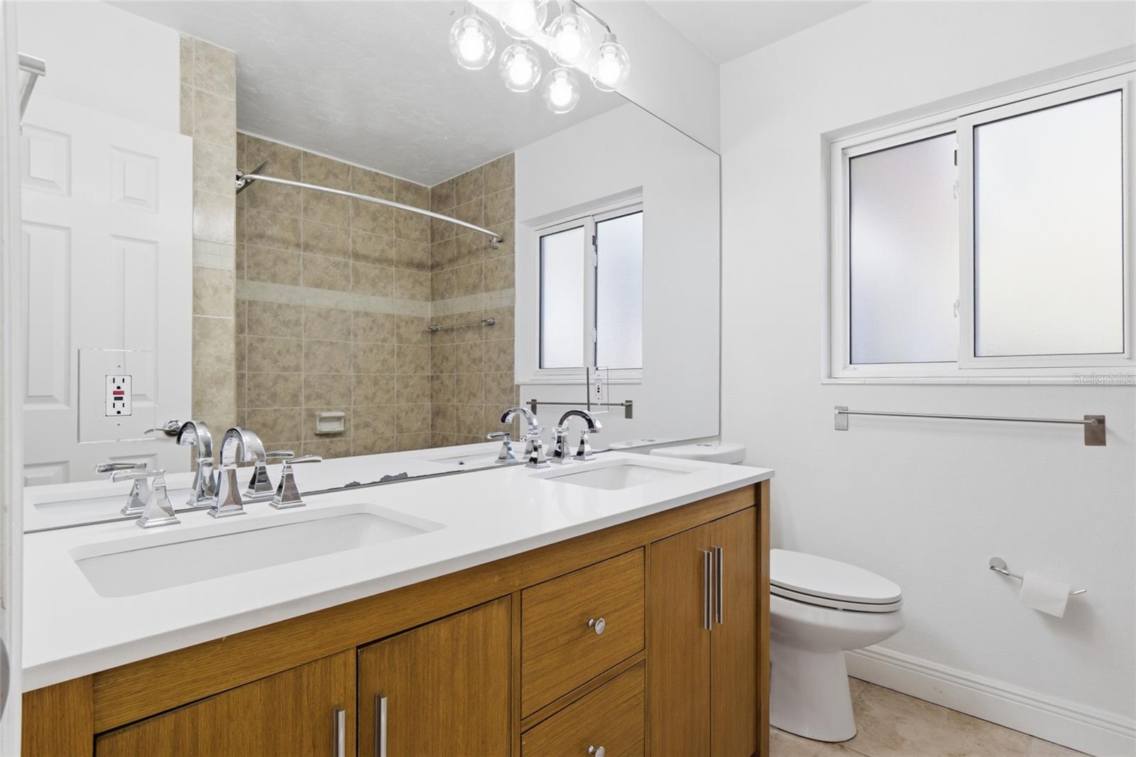 Image 30 of 49 For 3317 Bougainvillea Street