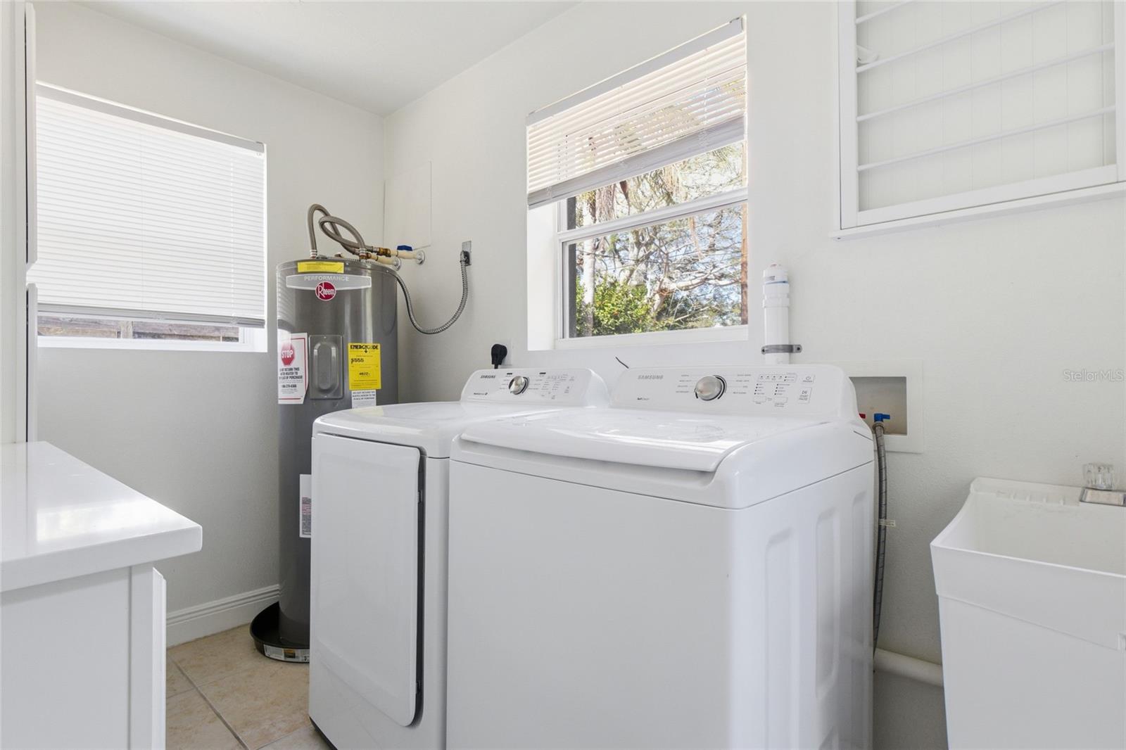 Image 35 of 49 For 3317 Bougainvillea Street