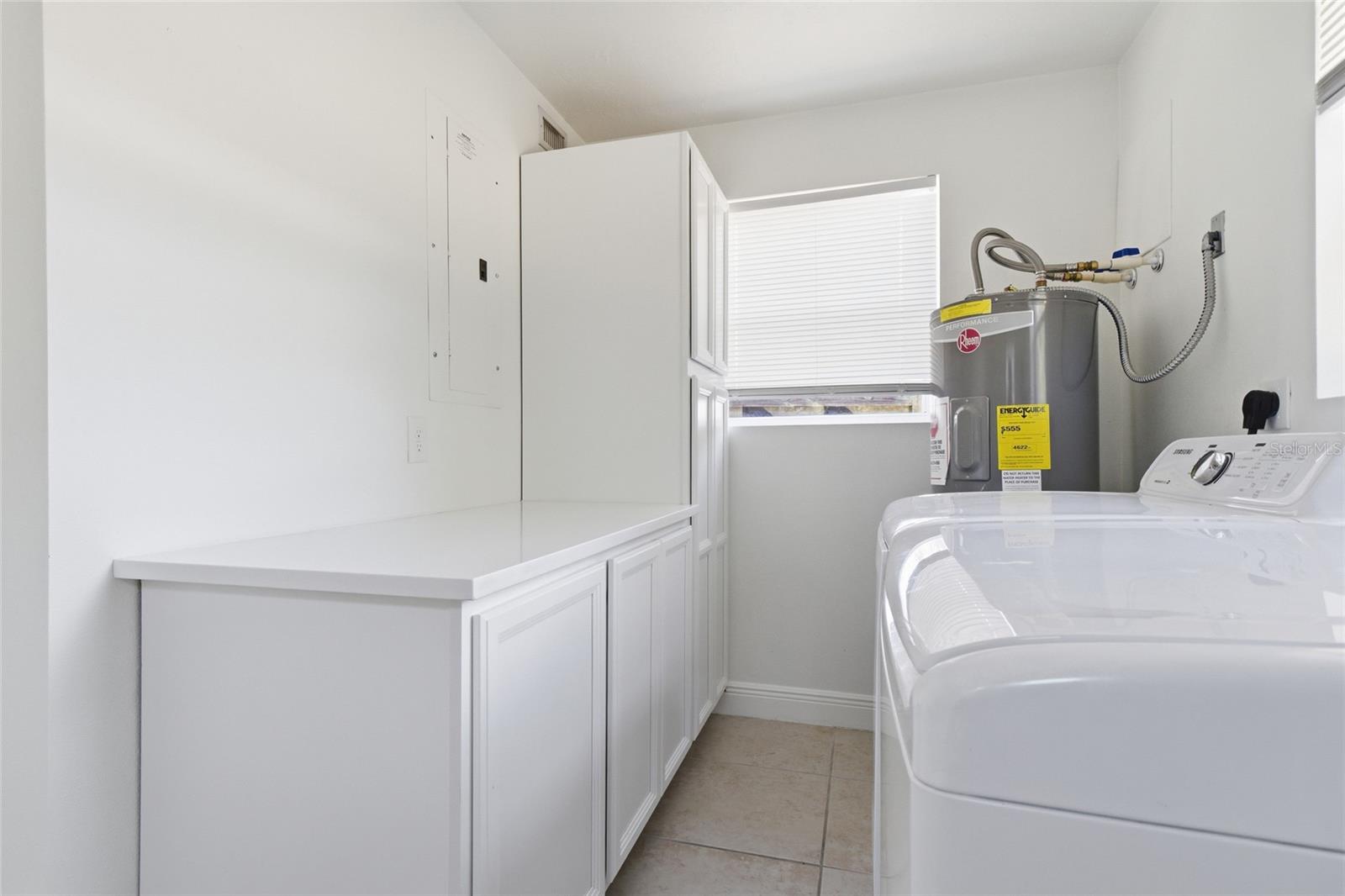 Image 36 of 49 For 3317 Bougainvillea Street