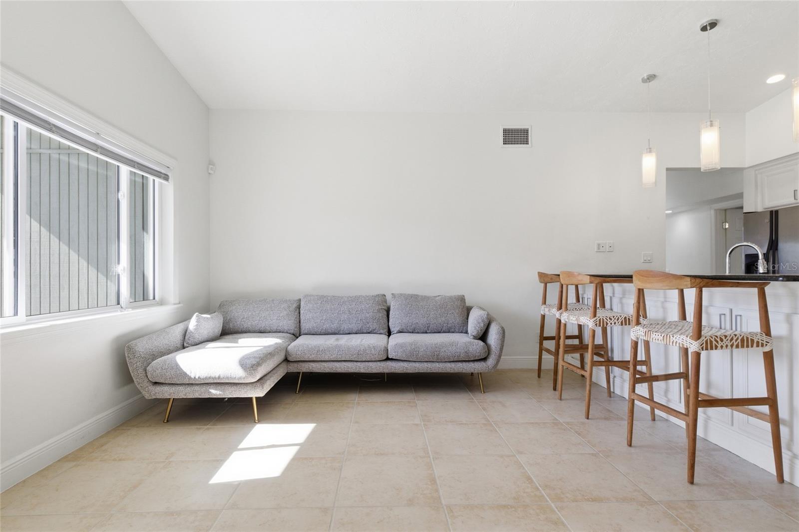 Image 7 of 49 For 3317 Bougainvillea Street