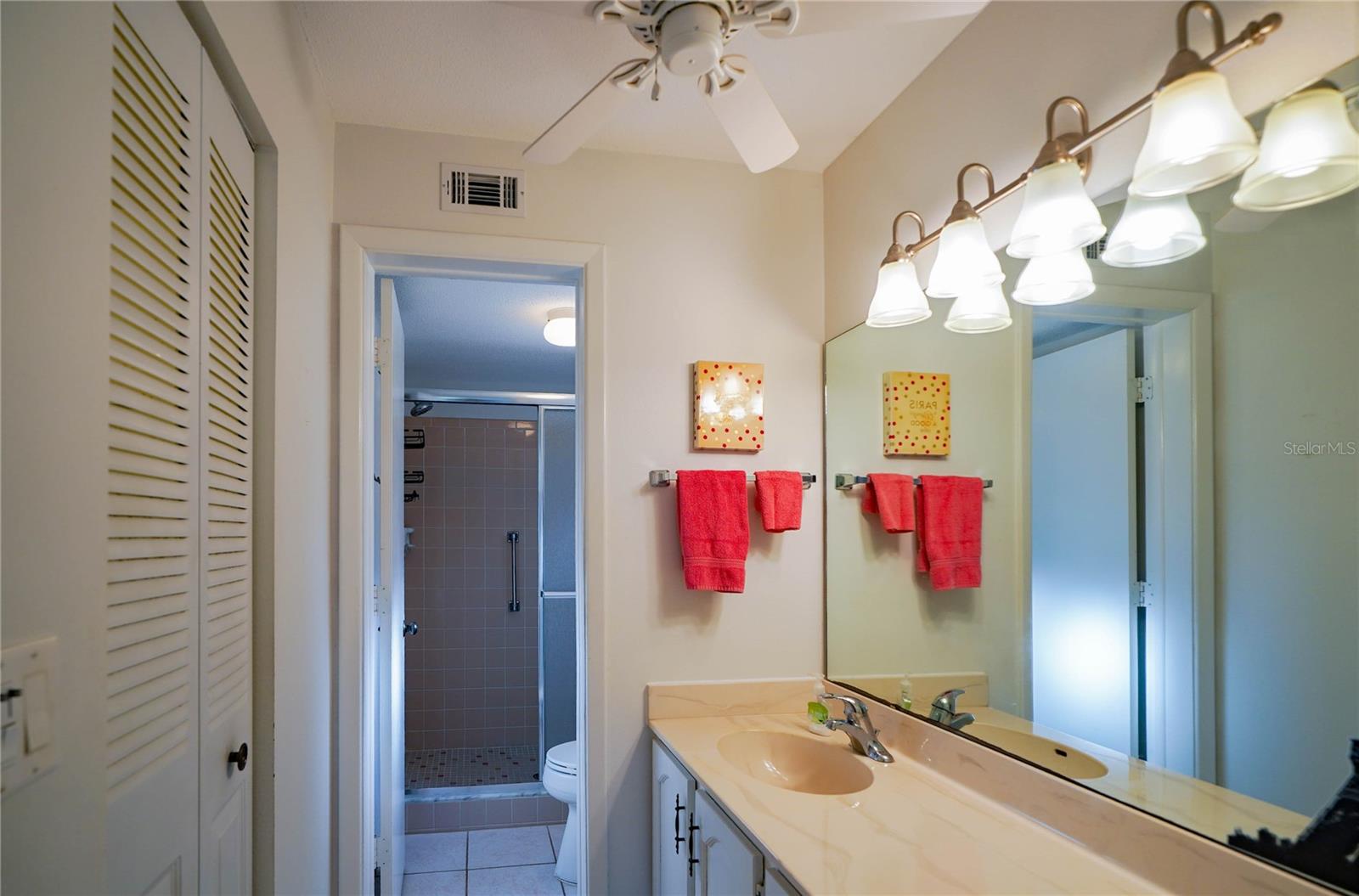 Image 16 of 33 For 330 Mission Trail N K