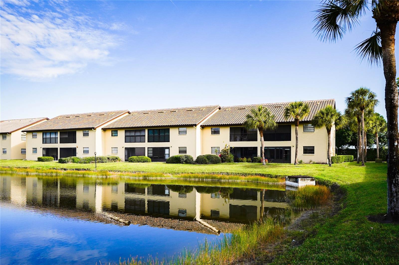 Image 25 of 33 For 330 Mission Trail N K