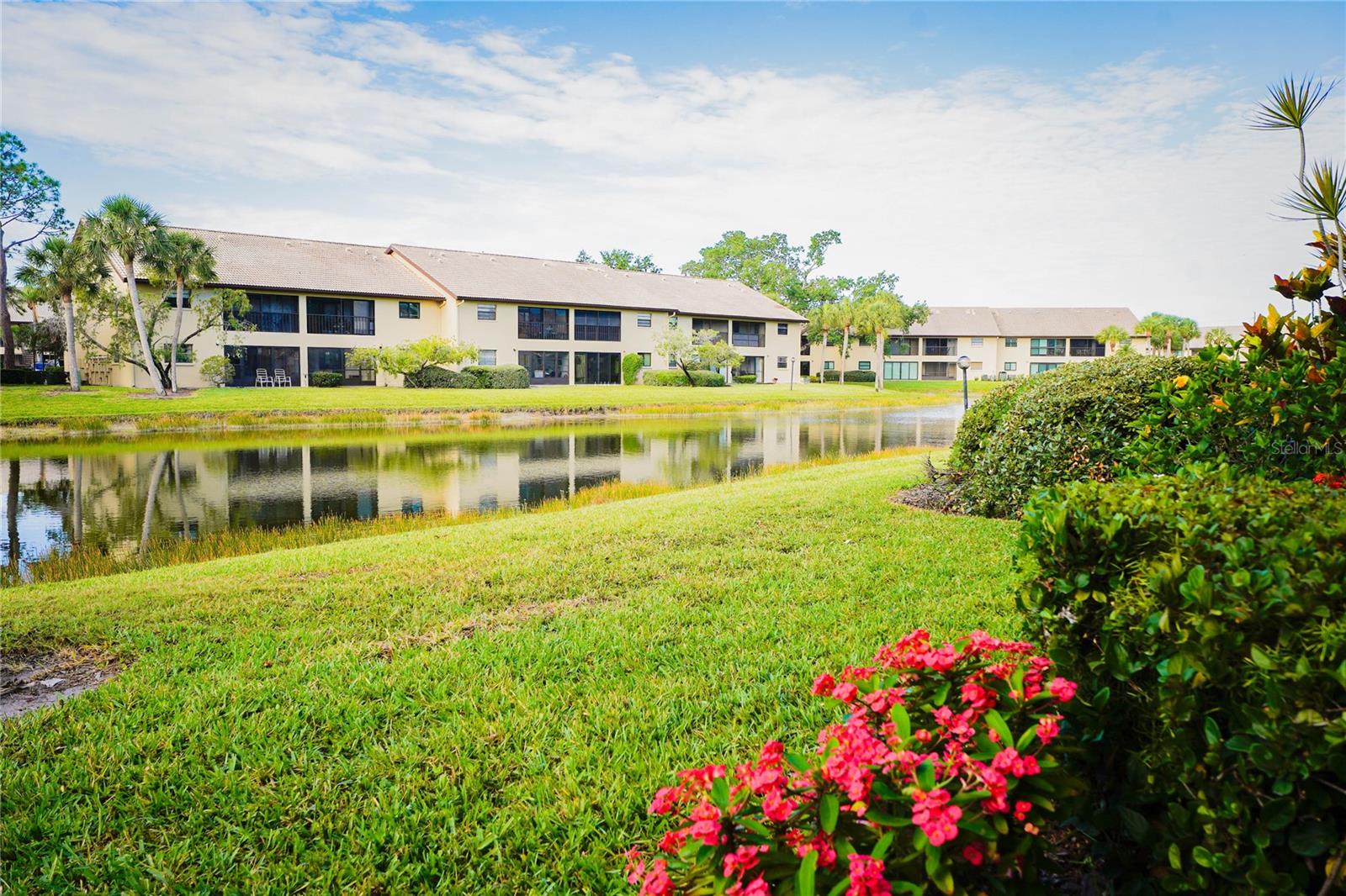 Image 26 of 33 For 330 Mission Trail N K