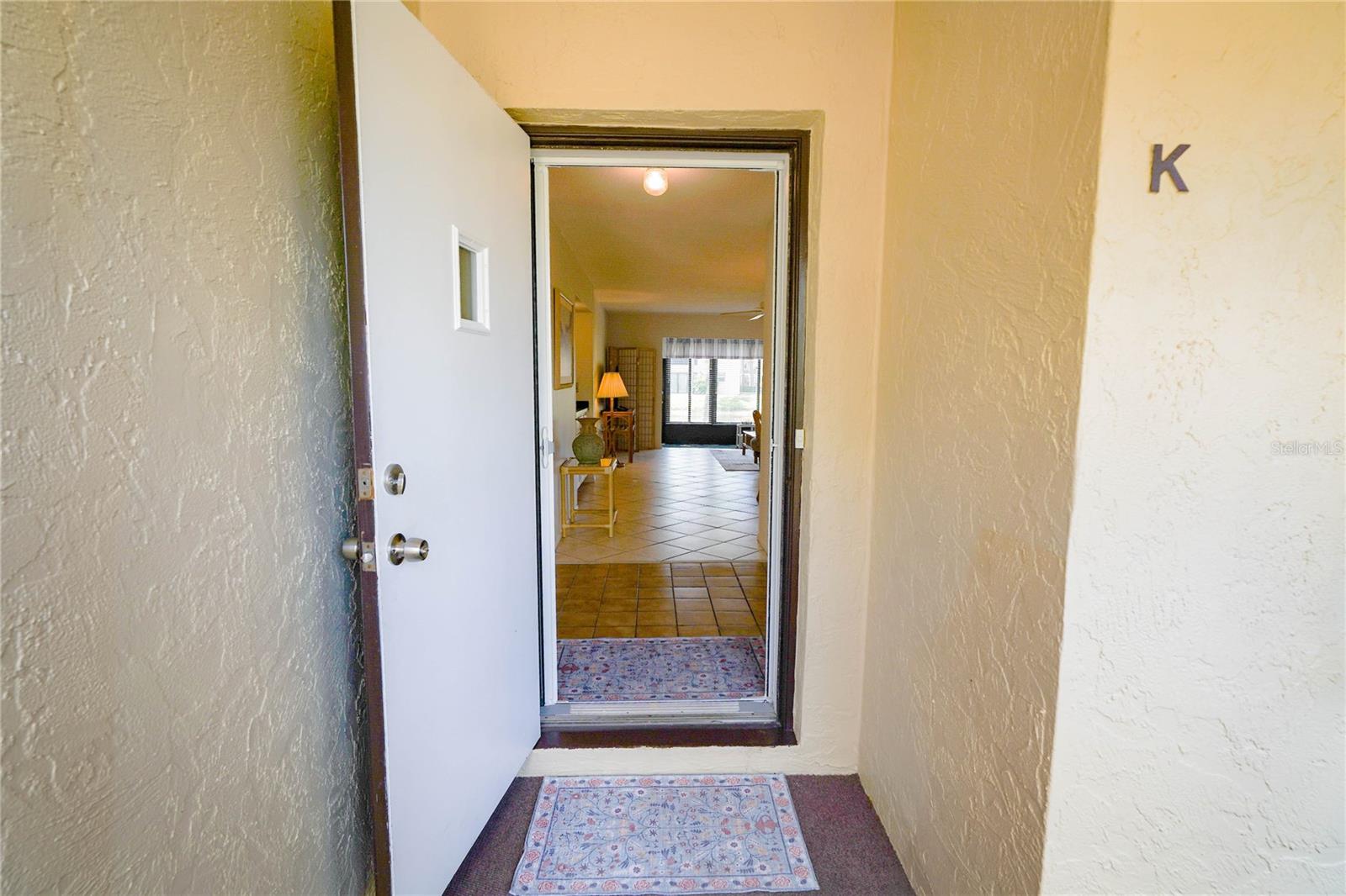 Image 31 of 33 For 330 Mission Trail N K