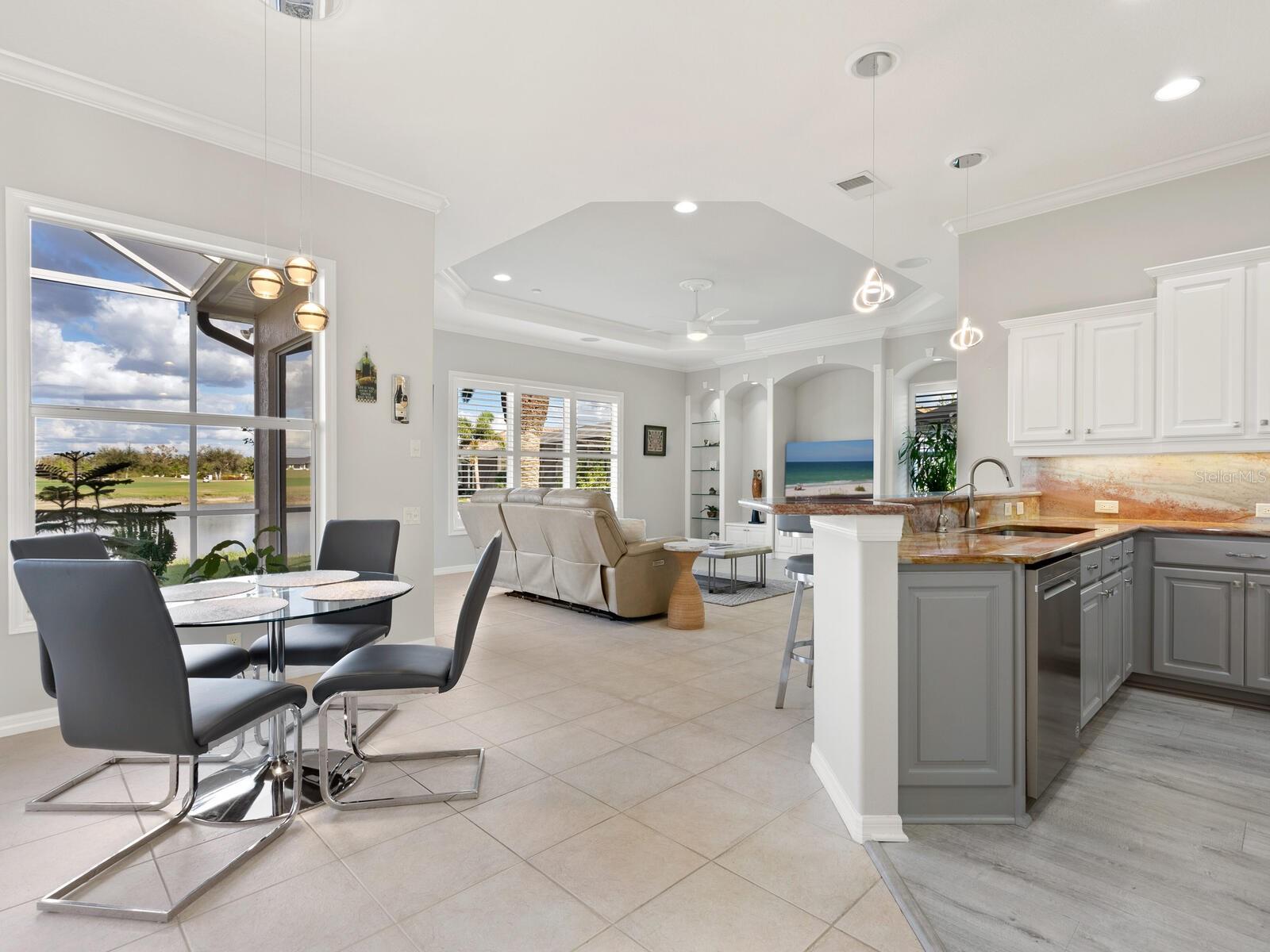 Image 11 of 38 For 814 Adonis Place