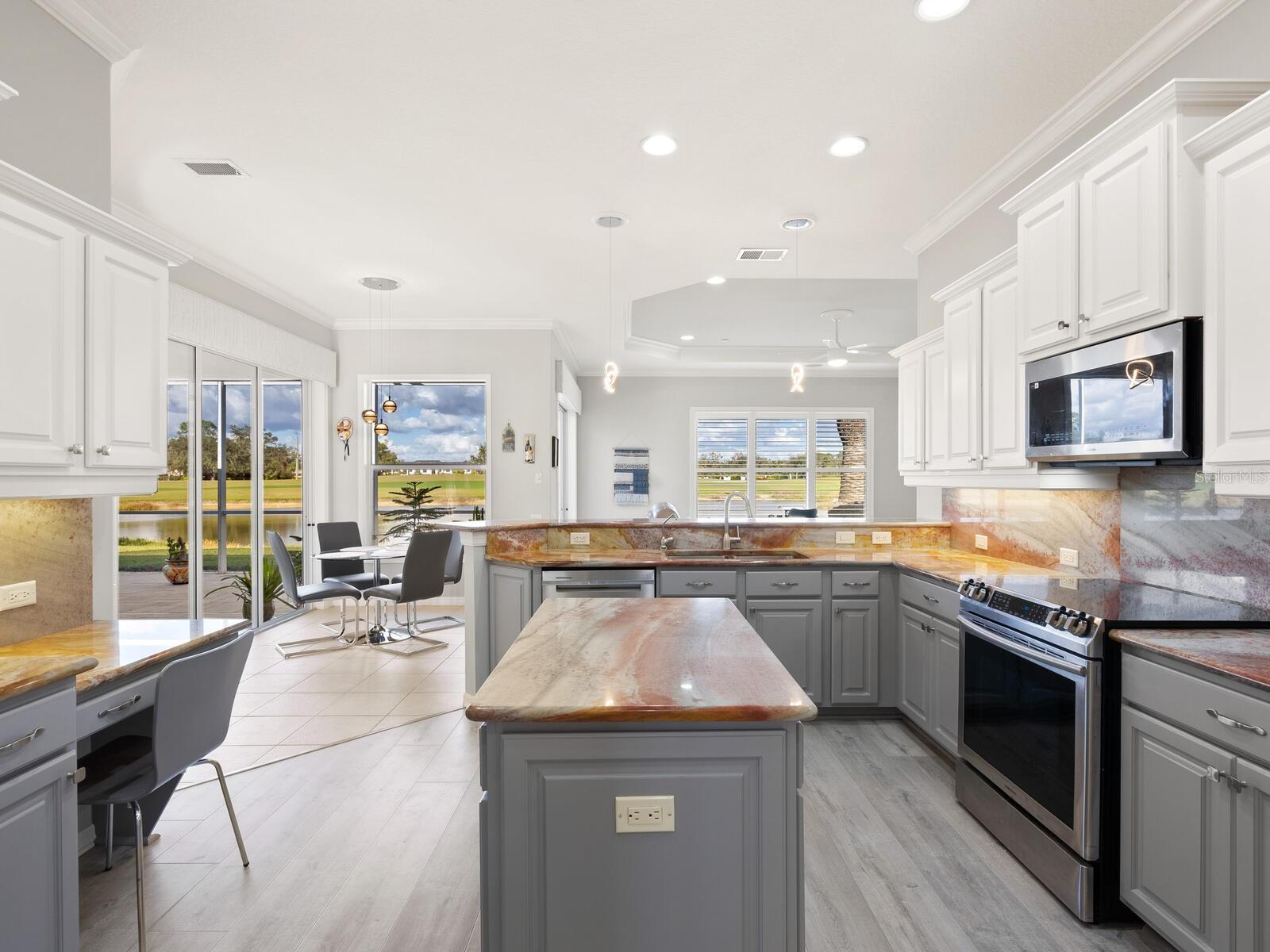 Image 18 of 38 For 814 Adonis Place