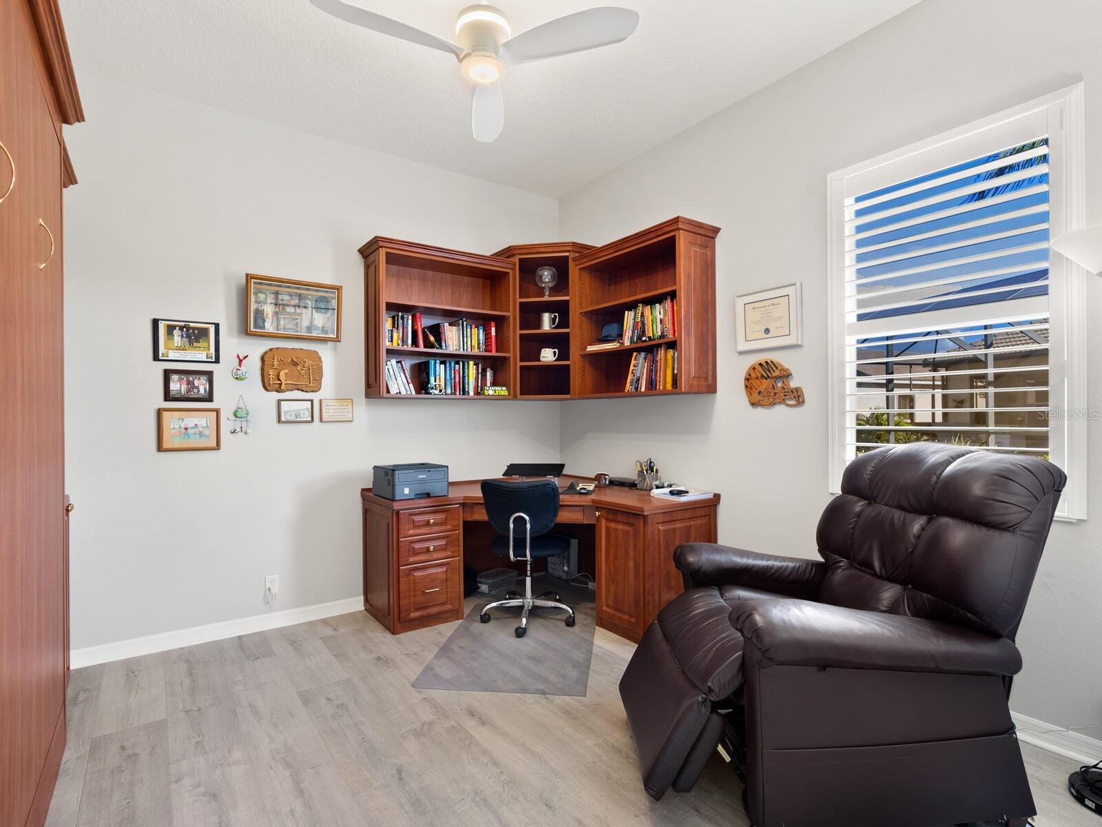 Image 28 of 38 For 814 Adonis Place