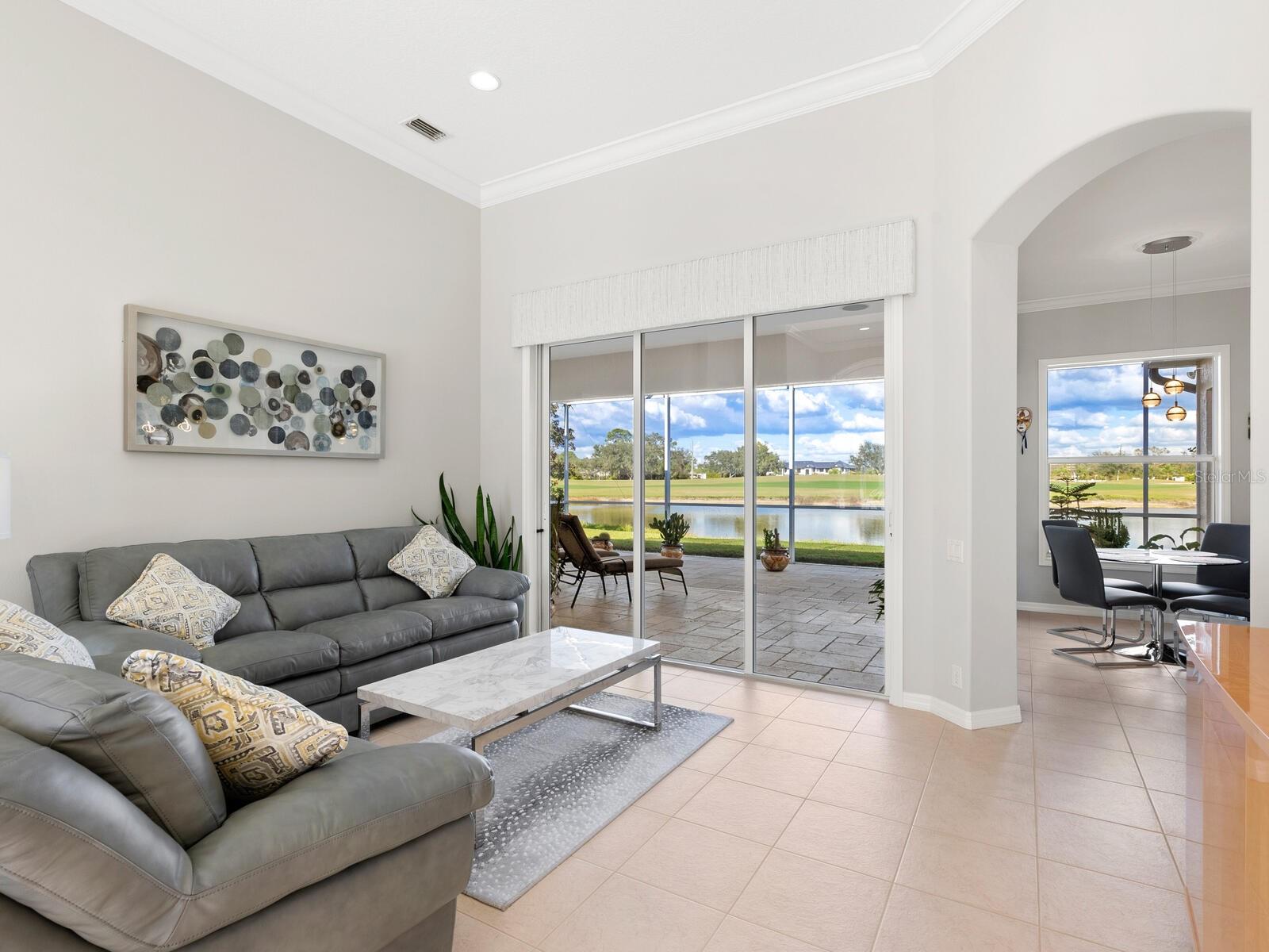 Image 4 of 38 For 814 Adonis Place