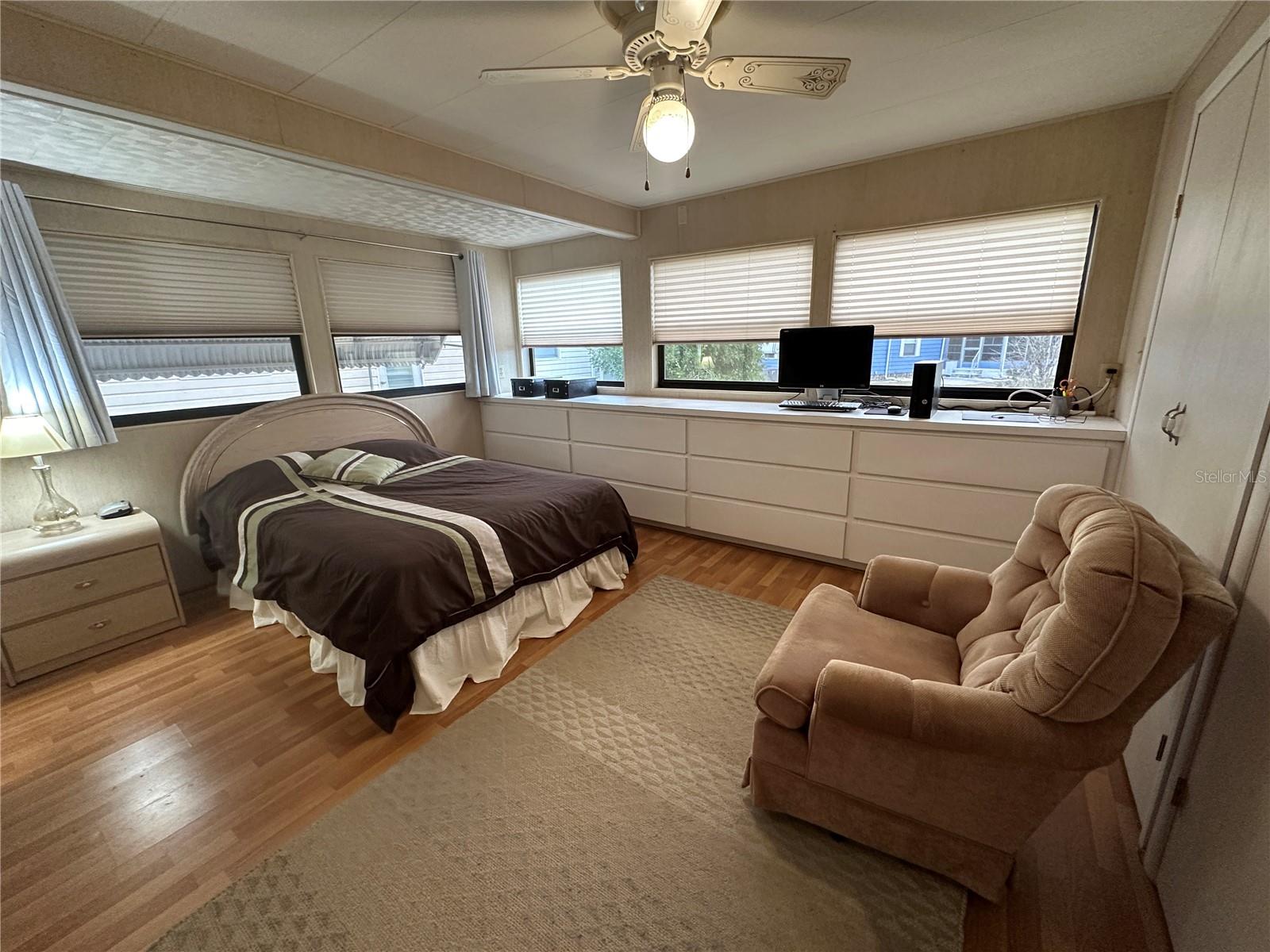 Image 14 of 17 For 336 Blackburn Boulevard