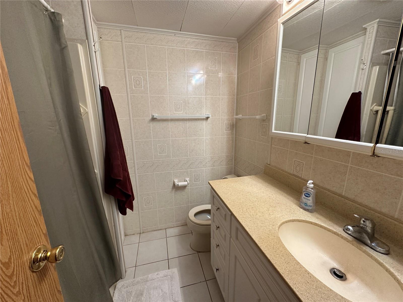 Image 15 of 17 For 336 Blackburn Boulevard