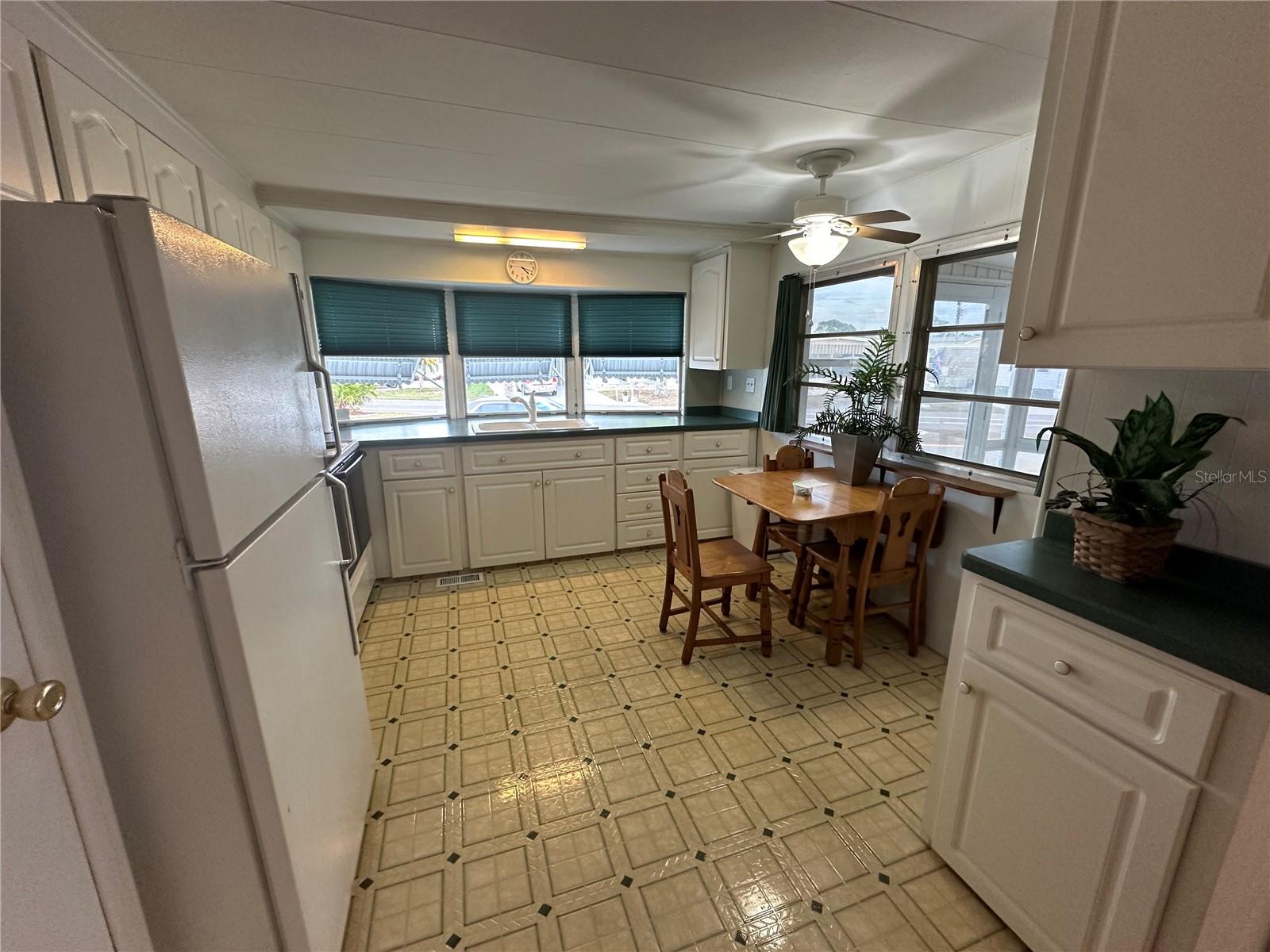 Image 8 of 17 For 336 Blackburn Boulevard