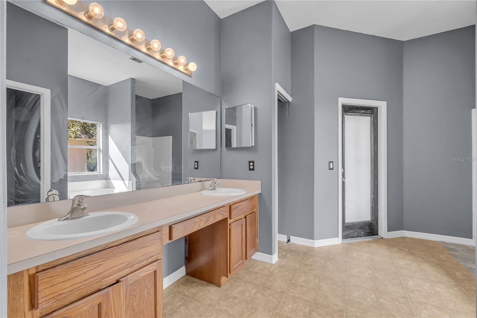 Image 17 of 33 For 1821 Firethorn Road Nw