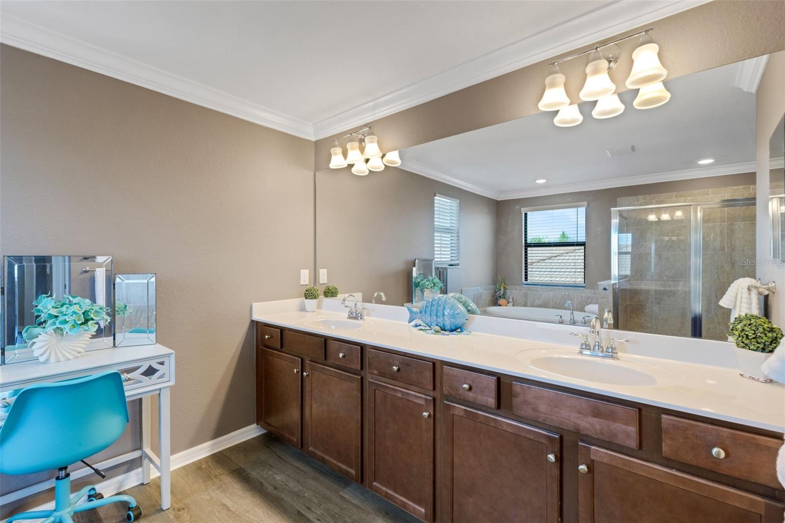 Image 57 of 100 For 19341 Cruise Drive