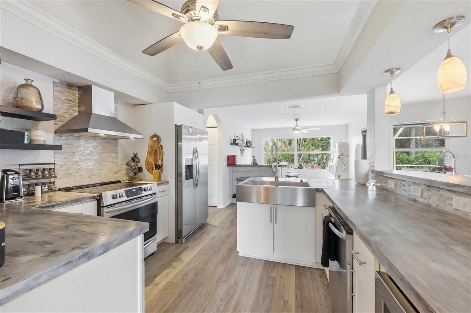 Image 15 of 35 For 3681 Wayward Avenue