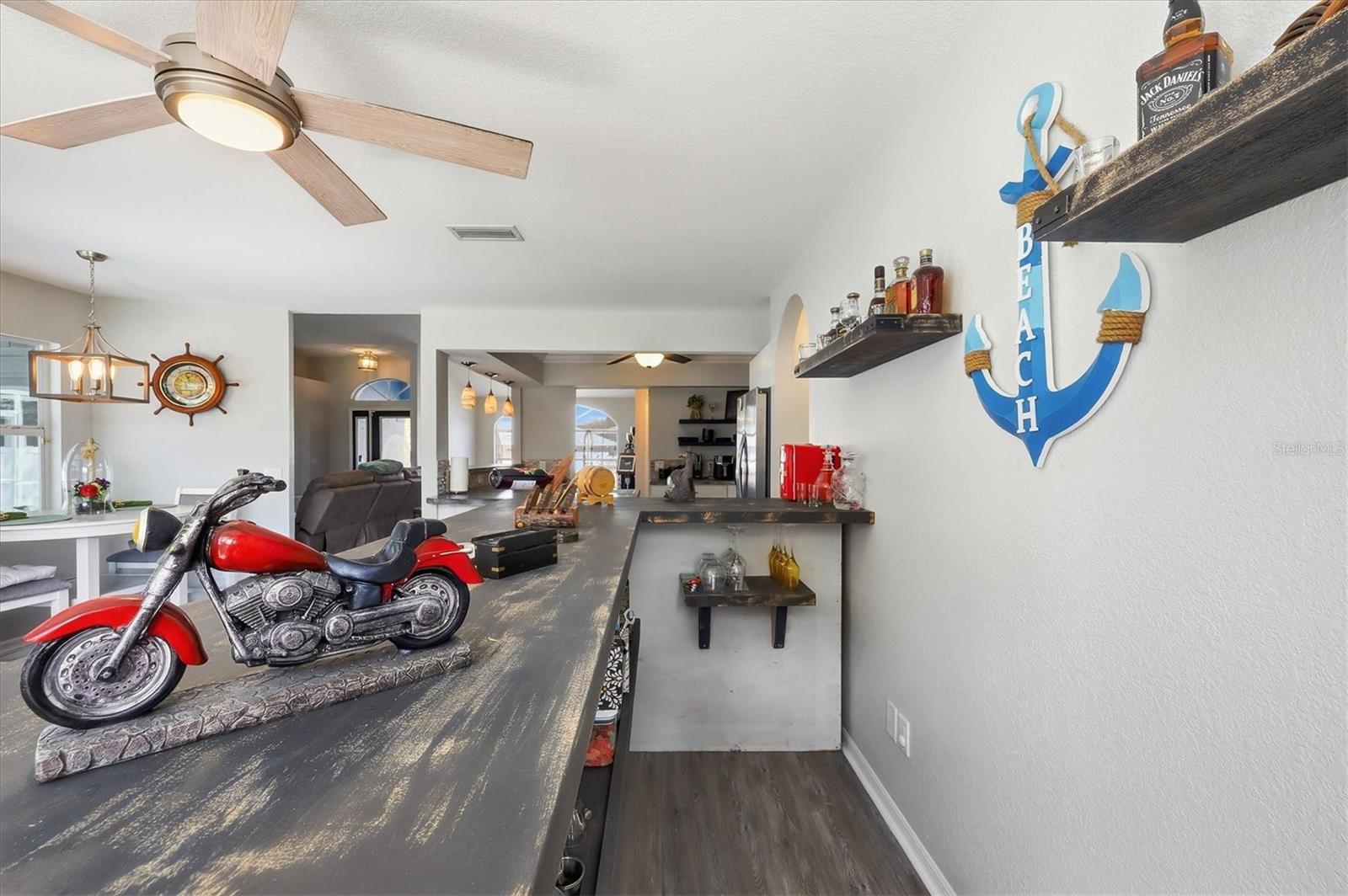 Image 19 of 35 For 3681 Wayward Avenue