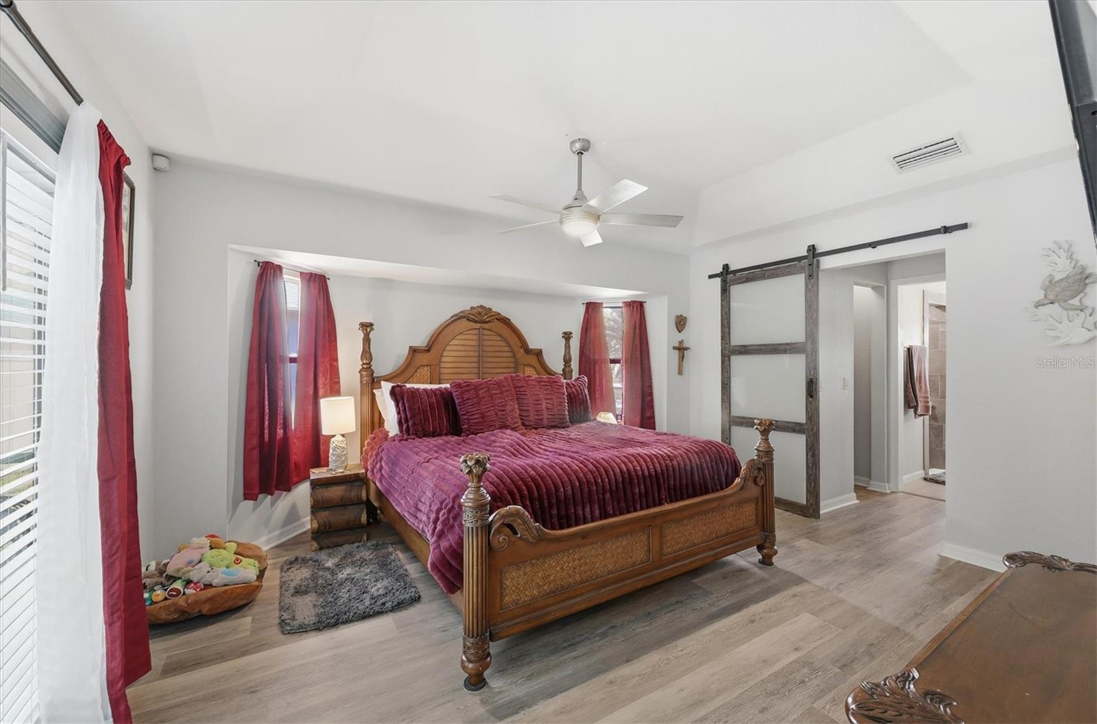 Image 20 of 35 For 3681 Wayward Avenue