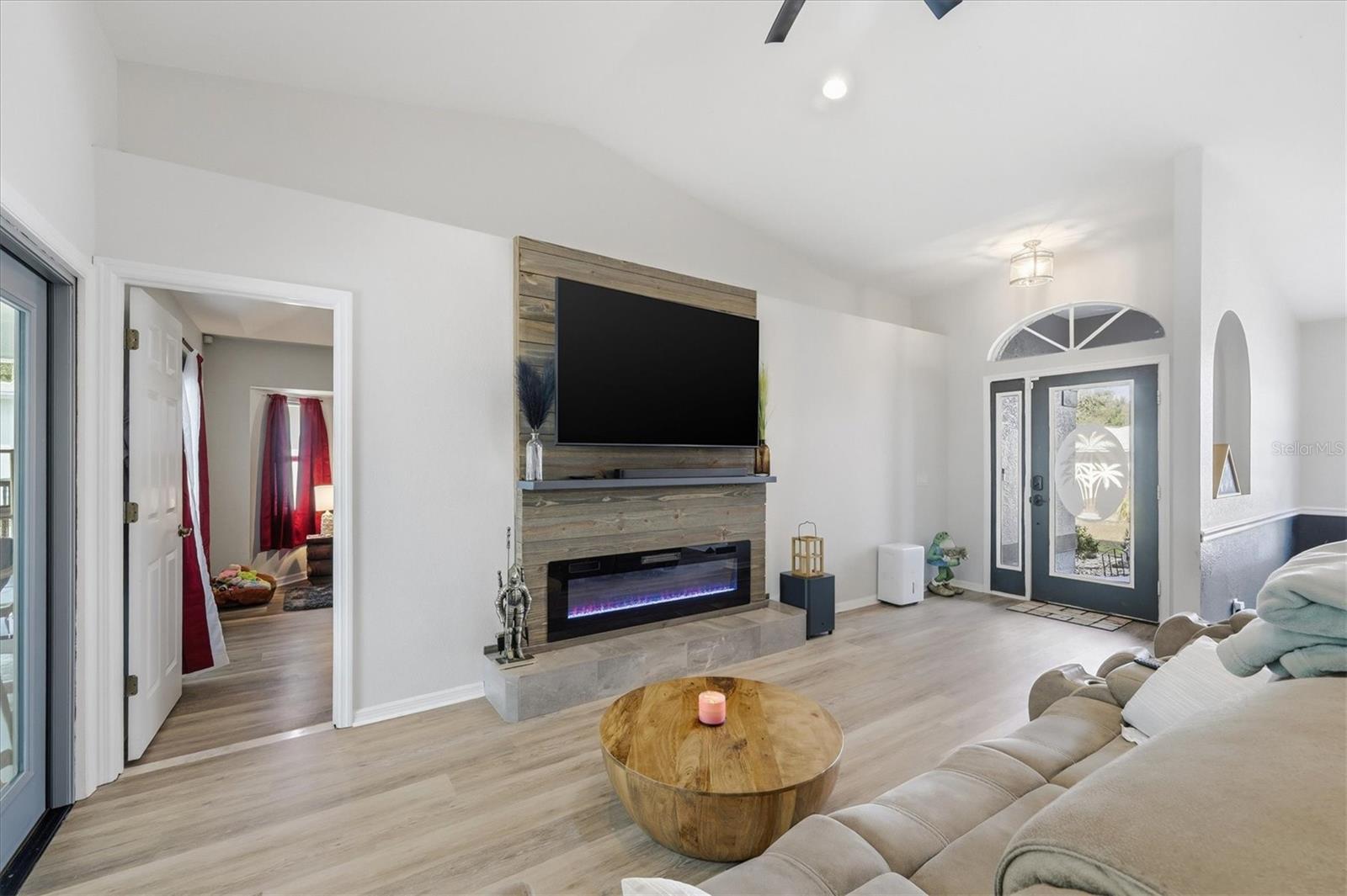 Image 8 of 35 For 3681 Wayward Avenue