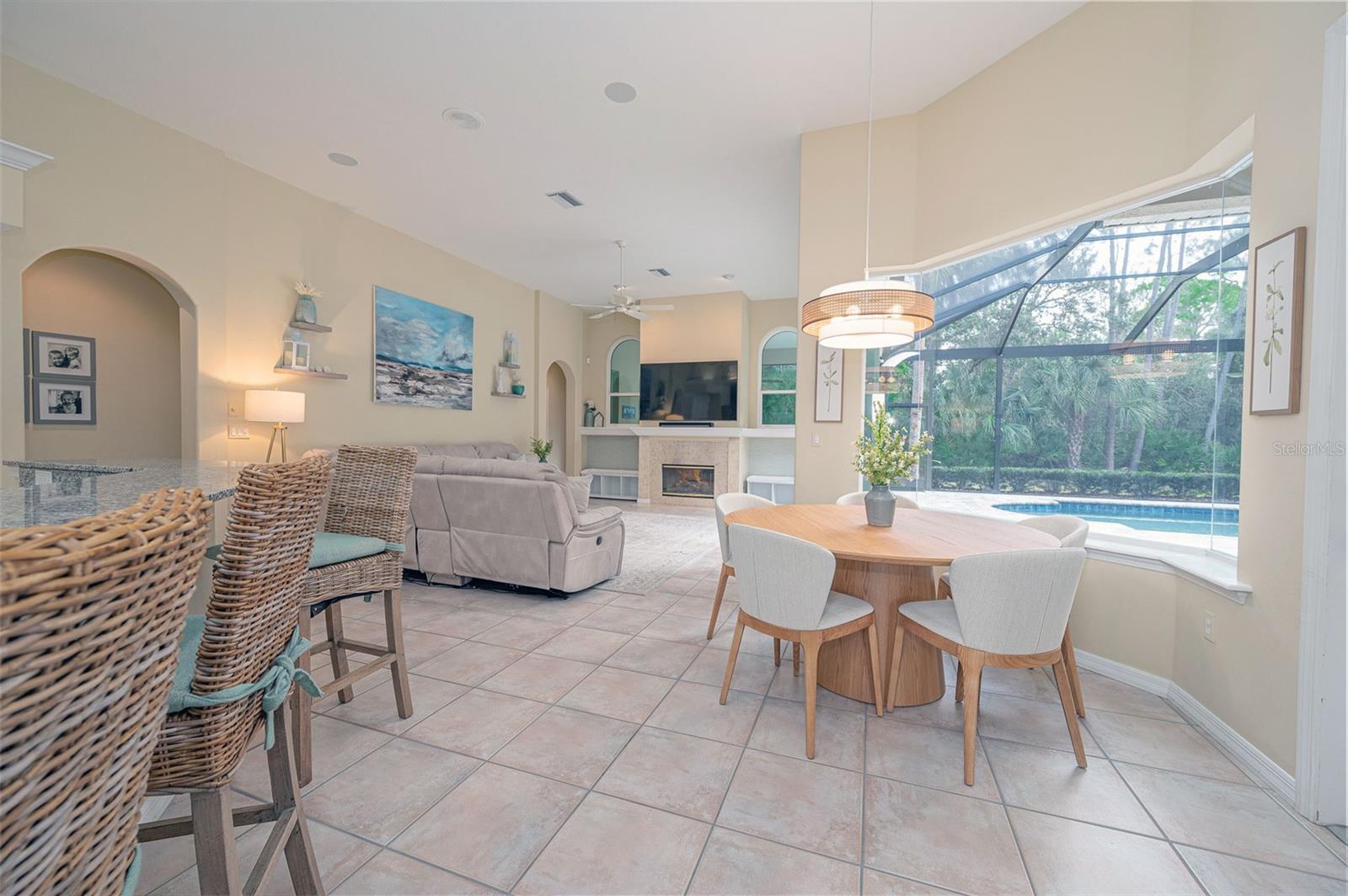 Image 11 of 92 For 8432 Woodbriar Drive