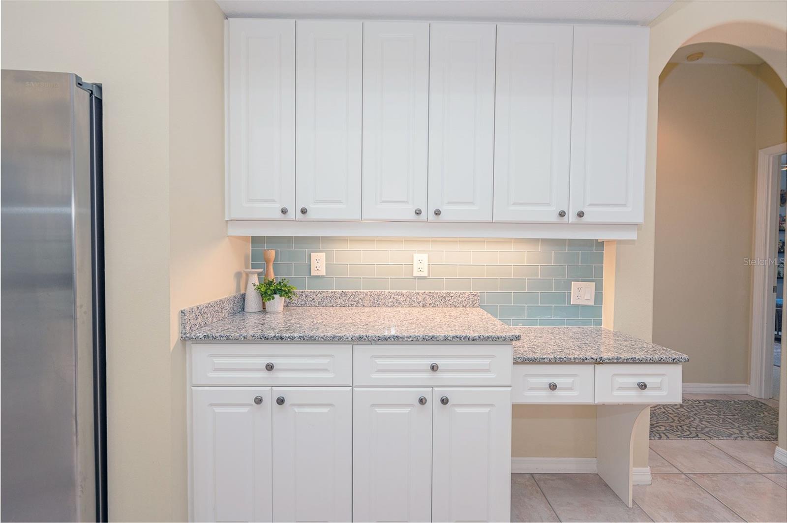 Image 21 of 92 For 8432 Woodbriar Drive