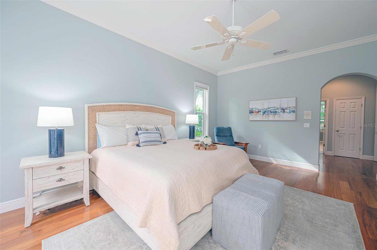 Image 34 of 92 For 8432 Woodbriar Drive