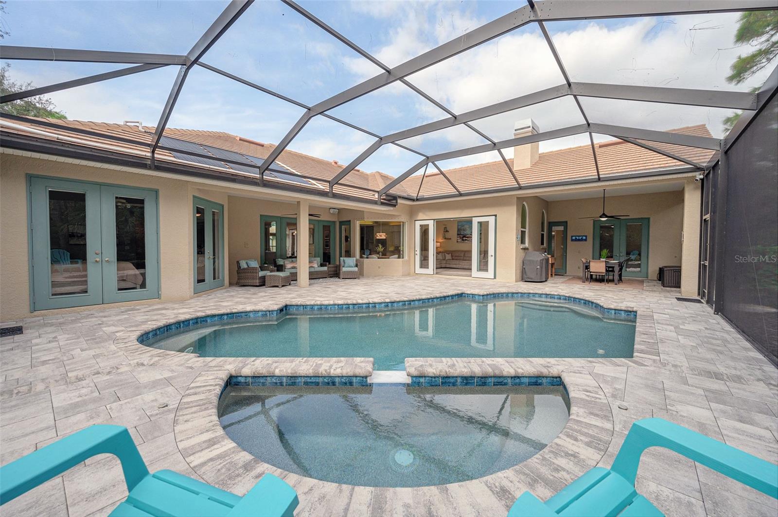 Image 54 of 92 For 8432 Woodbriar Drive